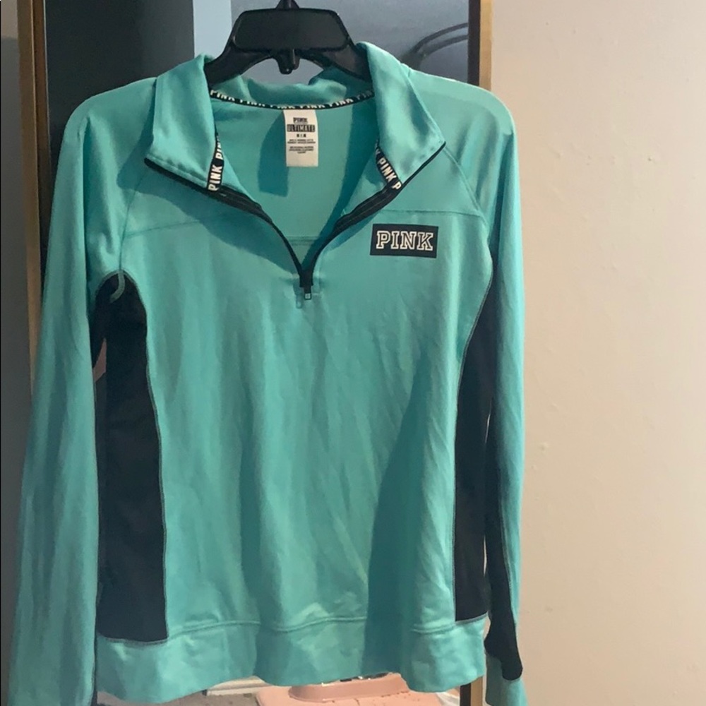 Victoria Secret PINK - Running Shirt